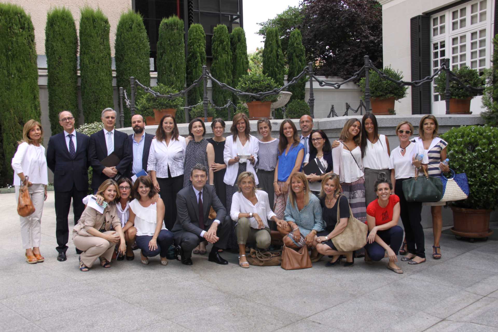 Programa superior mujer y lidereazgo
