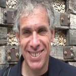 uRI lEVINE
